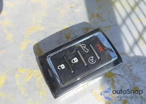 2023 Jeep Grand Cherokee Laredo 4X4 z USA, uszkodzony, nr VIN 1C4RJHAG2PC621845